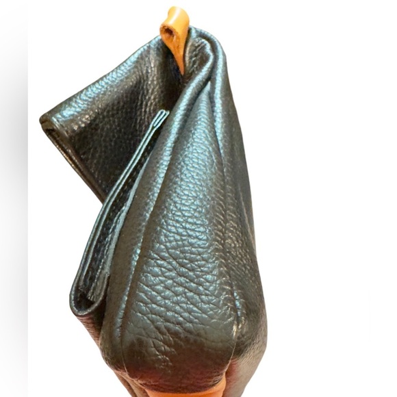 Valentina | Convertible Calfskin Crossbody Clutch Bag - Picture 8 of 11